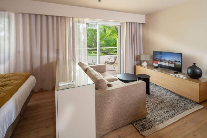 Hotel Horizon Resort Massane Baillargues Room photo